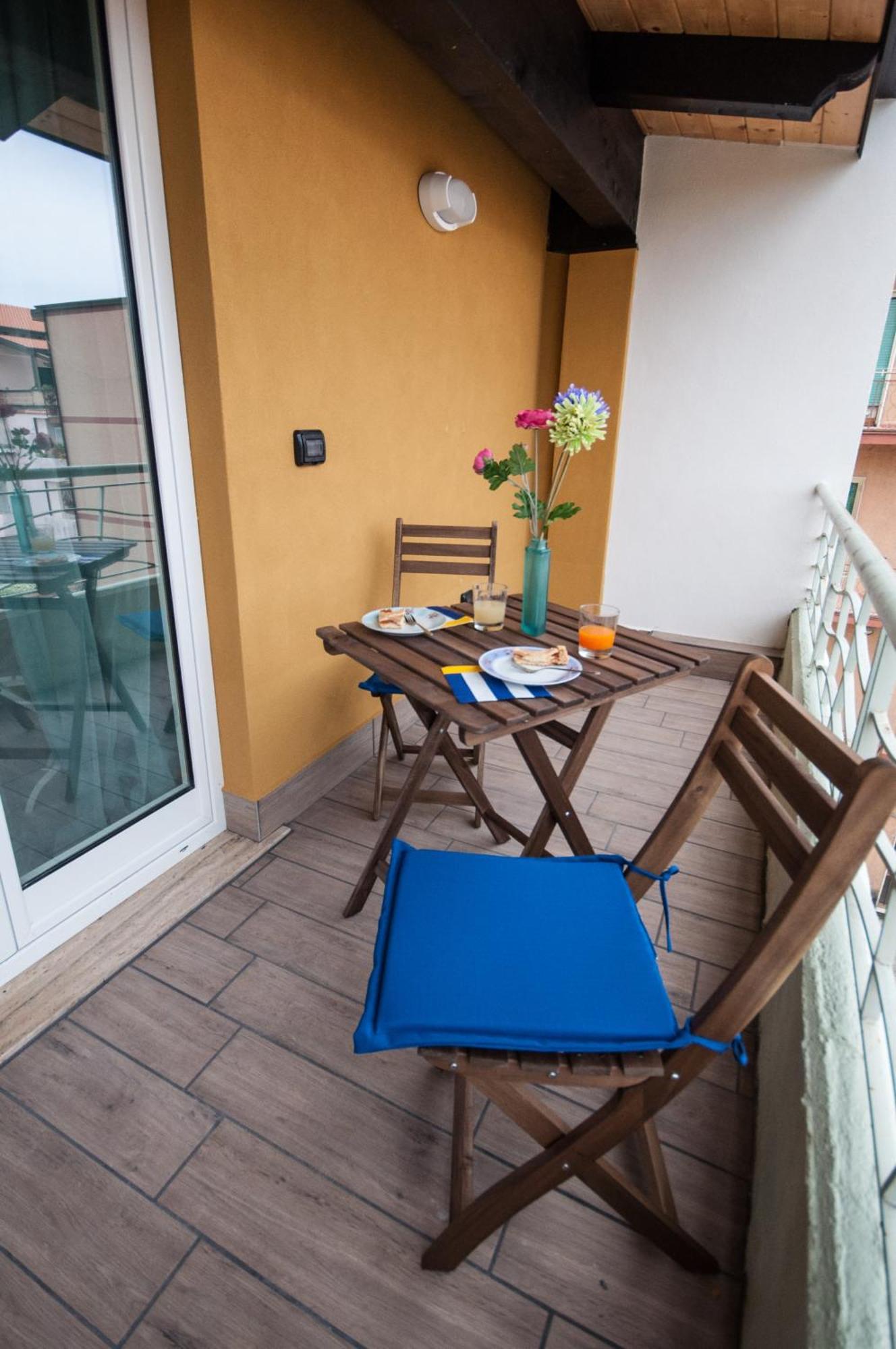 B&B I Fiori Del Mare 아그로폴리 외부 사진
